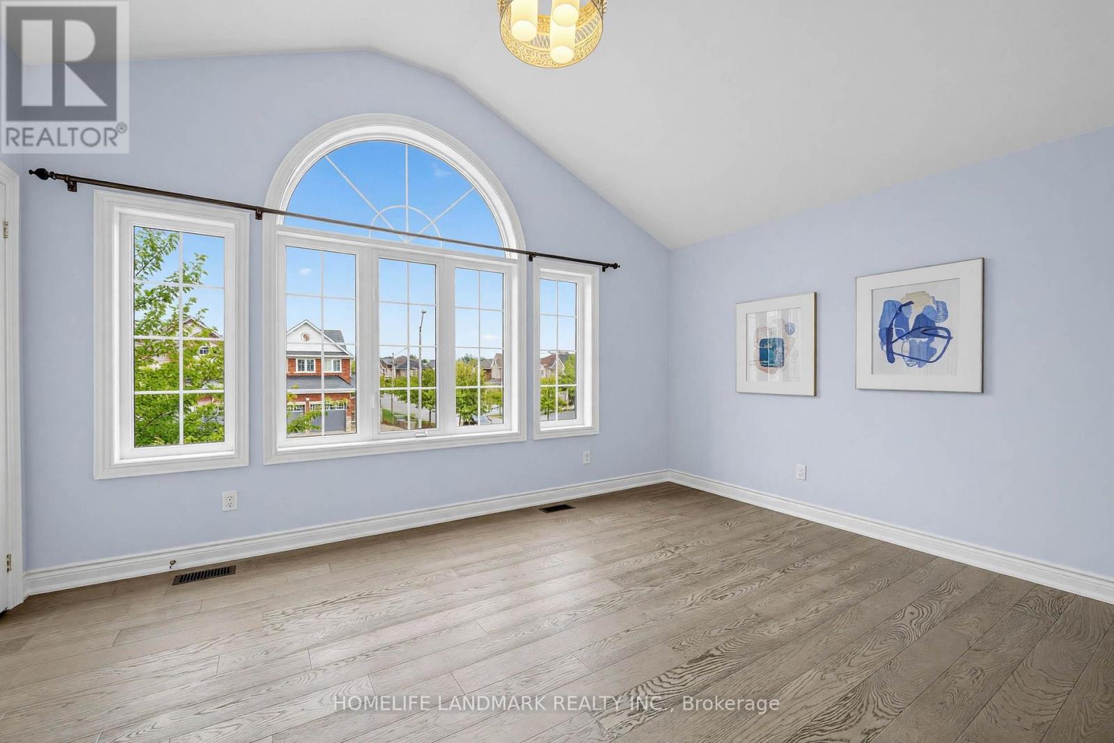 28 DANPATRICK DRIVE - 30