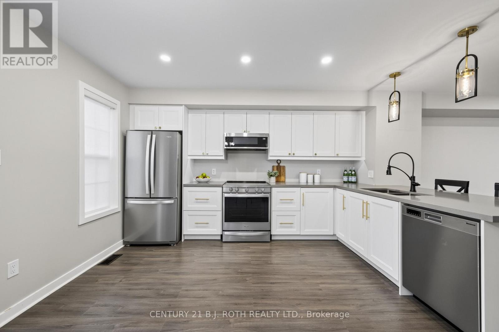 #43 91 COUGHLIN ROAD - 11