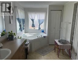 10055 100a Street, Taylor, BC V0C2K0 Photo 10