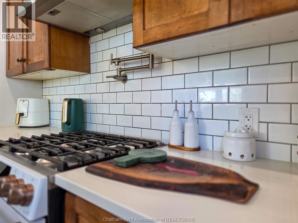81 SANDYS STREET - 20