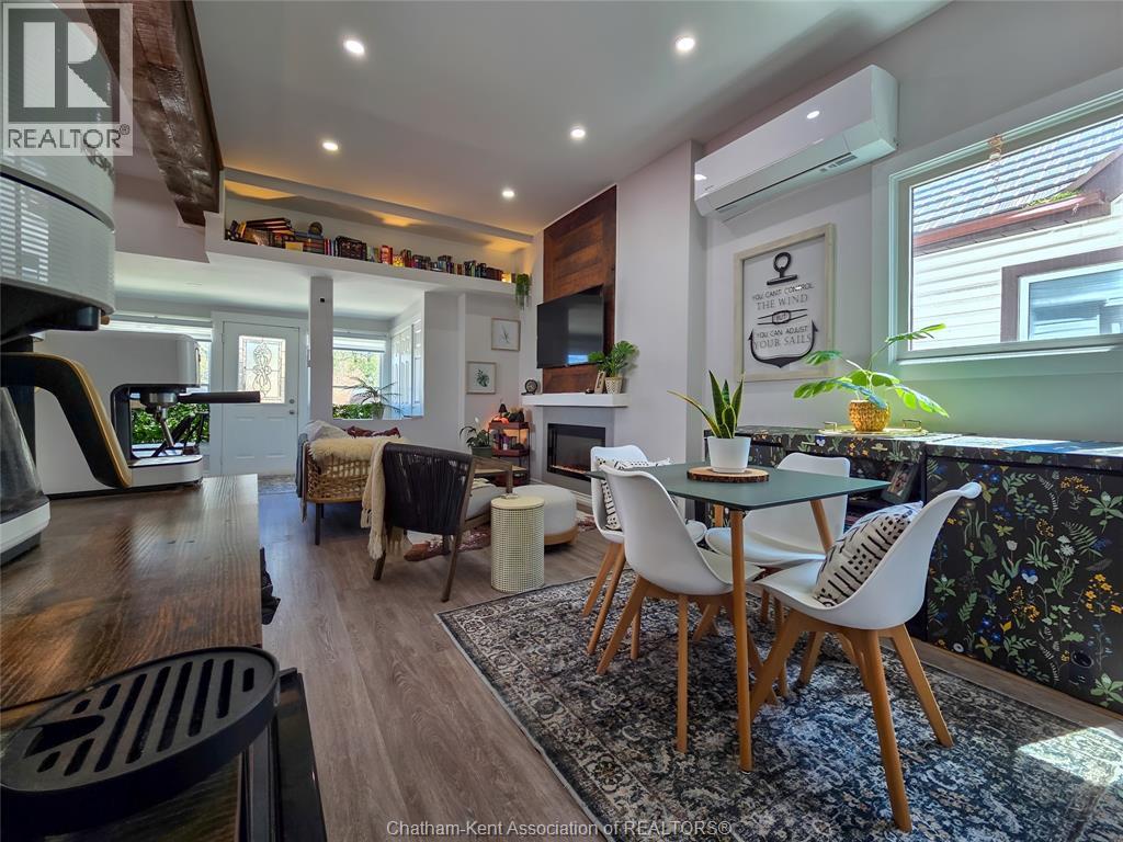 81 SANDYS STREET - 11