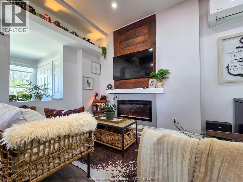81 SANDYS STREET - 8