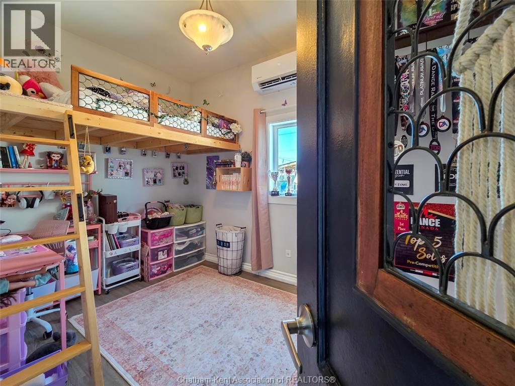 81 SANDYS STREET - 22