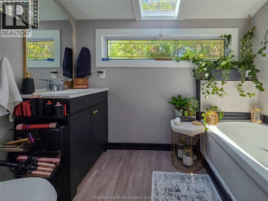 81 SANDYS STREET - 31