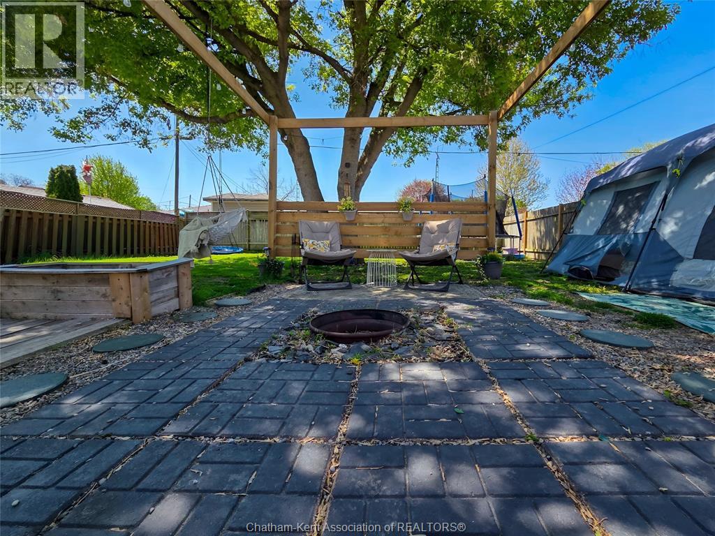 81 SANDYS STREET - 35