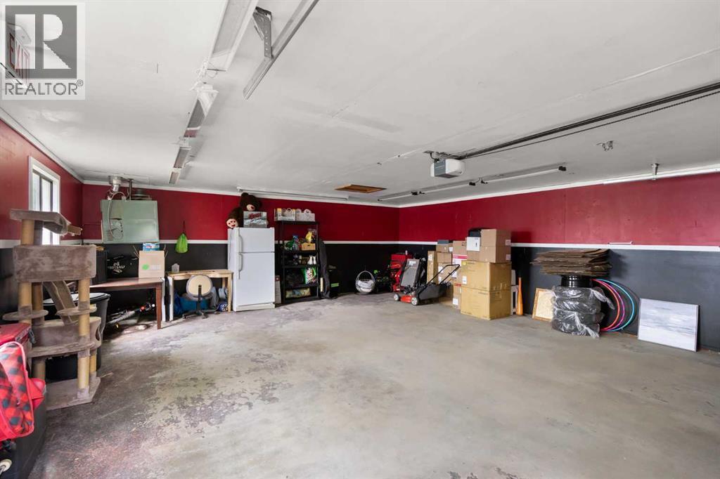 1946 15 Avenue Southeast - Photo 32
