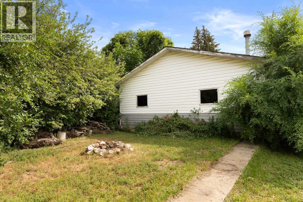 1946 15 Avenue Southeast - Photo 30