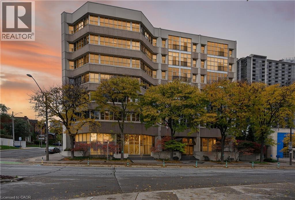 Photo of 66 BAY Street