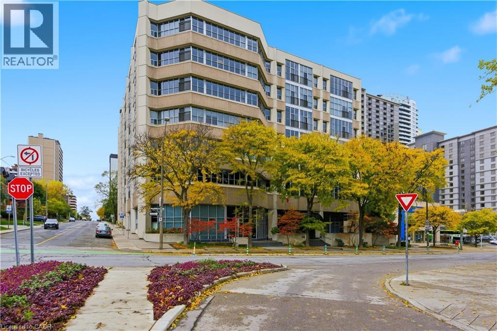 66 BAY Street S Unit# PH10, Hamilton — photo 3