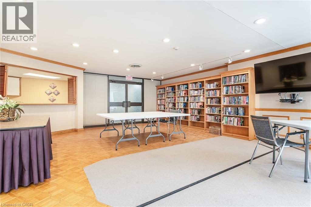 #1603 6 WILLOW Street - Image 44