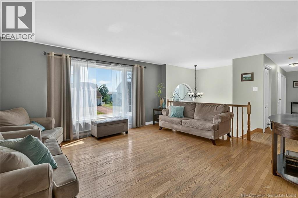 91 Old Oak Crescent - 3