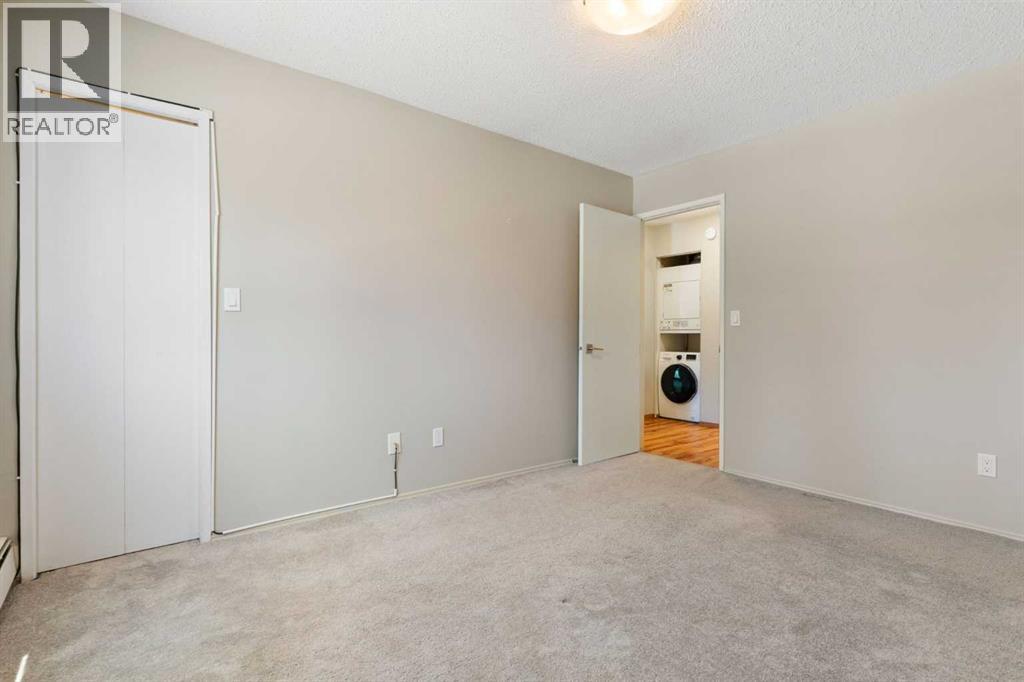 4001 49 Street Northwest - Photo 22