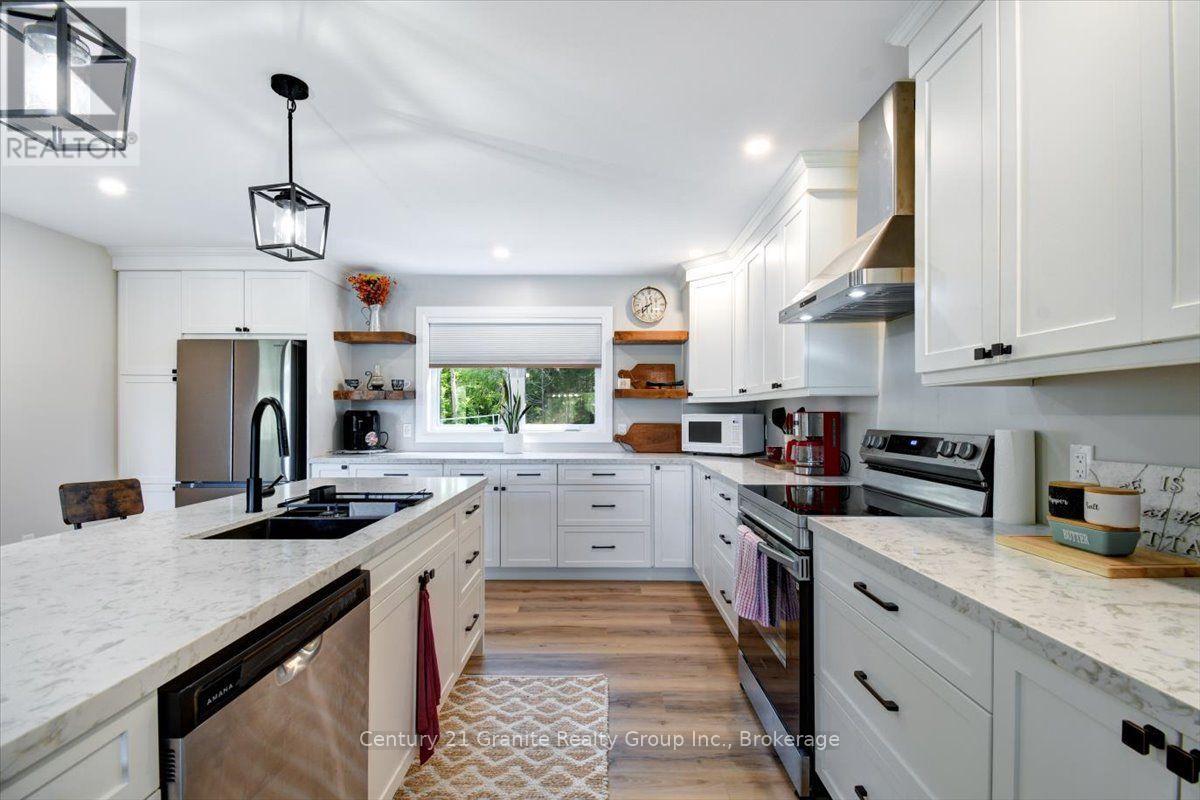 1144 TRINITY ROAD - 16