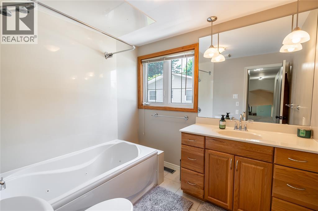 268 MARGARET AVENUE - 22