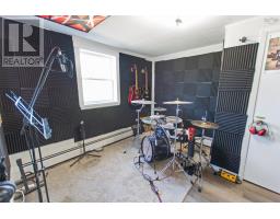 8732 Highway 1, Meteghan Centre, NS B0W2K0 Photo 19