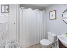 Bedroom - 8732 Highway 1, Meteghan Centre, NS B0W2K0 Photo 9