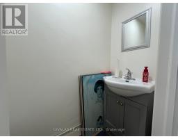 B - 465 Manor Road E, Toronto, ON M4S1T3 Photo 7