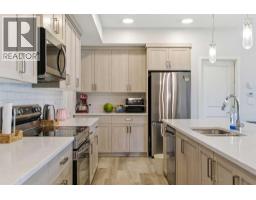 3417, 33 Carringham Gate NW - photo 12