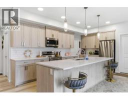 3417, 33 Carringham Gate NW - photo 14