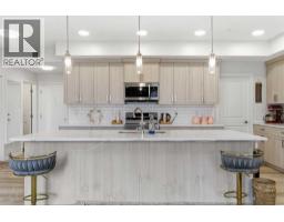 3417, 33 Carringham Gate NW - photo 19