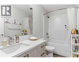 3417, 33 Carringham Gate NW - photo 28