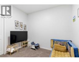 3417, 33 Carringham Gate NW - photo 29