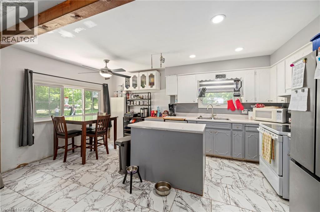 15 MIDDLEMISS Avenue - 10