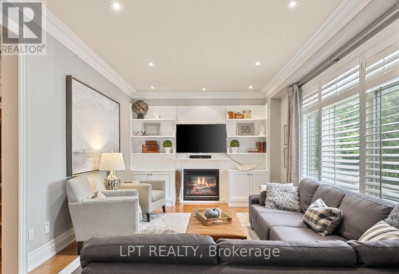 112 TYLER STREET - 11