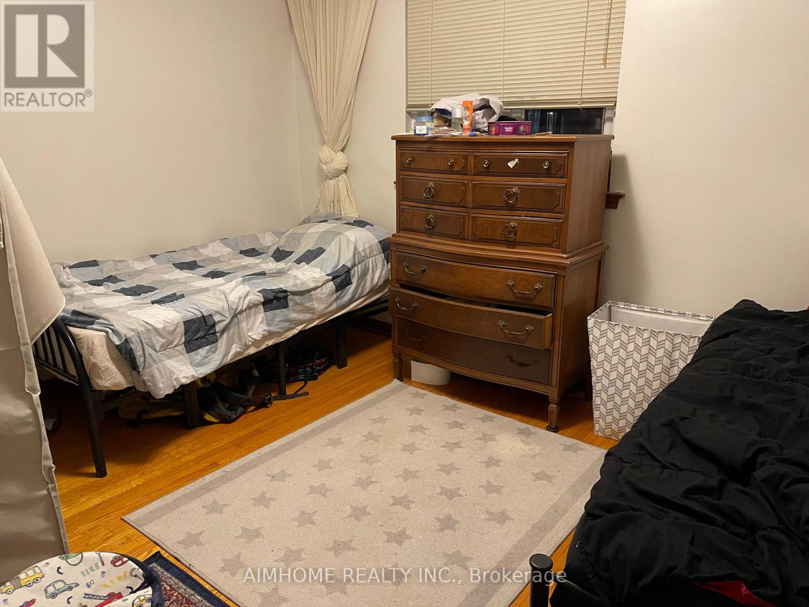 170 GRACEFIELD AVENUE - 12