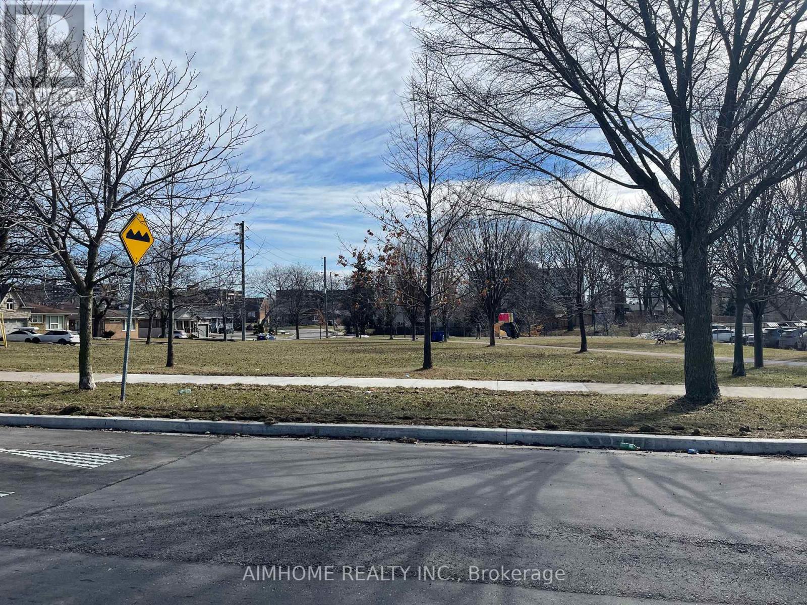 170 GRACEFIELD AVENUE - 4