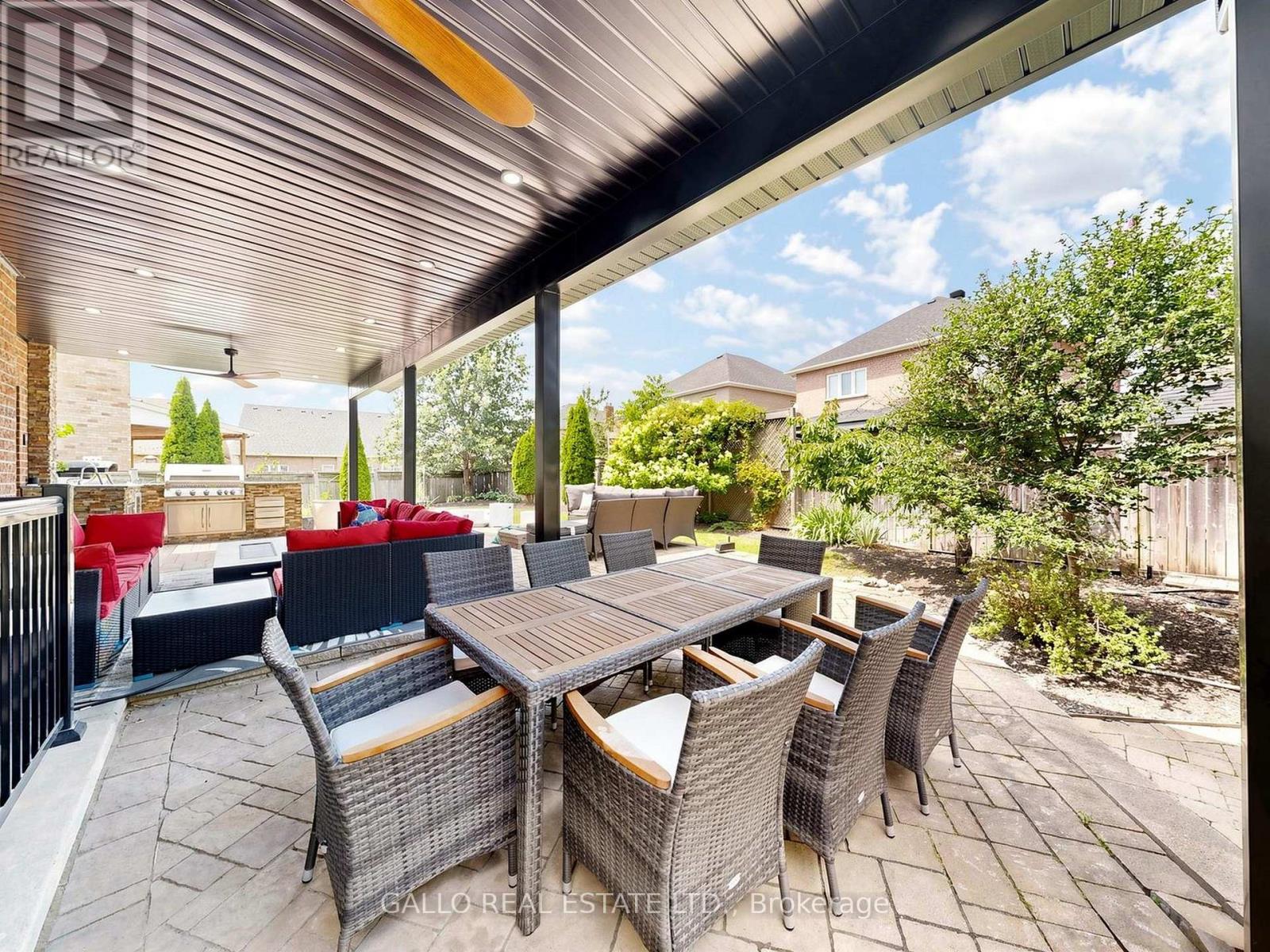 111 PONDMEDE CRESCENT - 41
