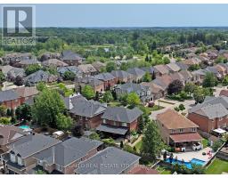 111 Pondmede Crescent, Whitchurch Stouffville, ON L4A0E3 Photo 46