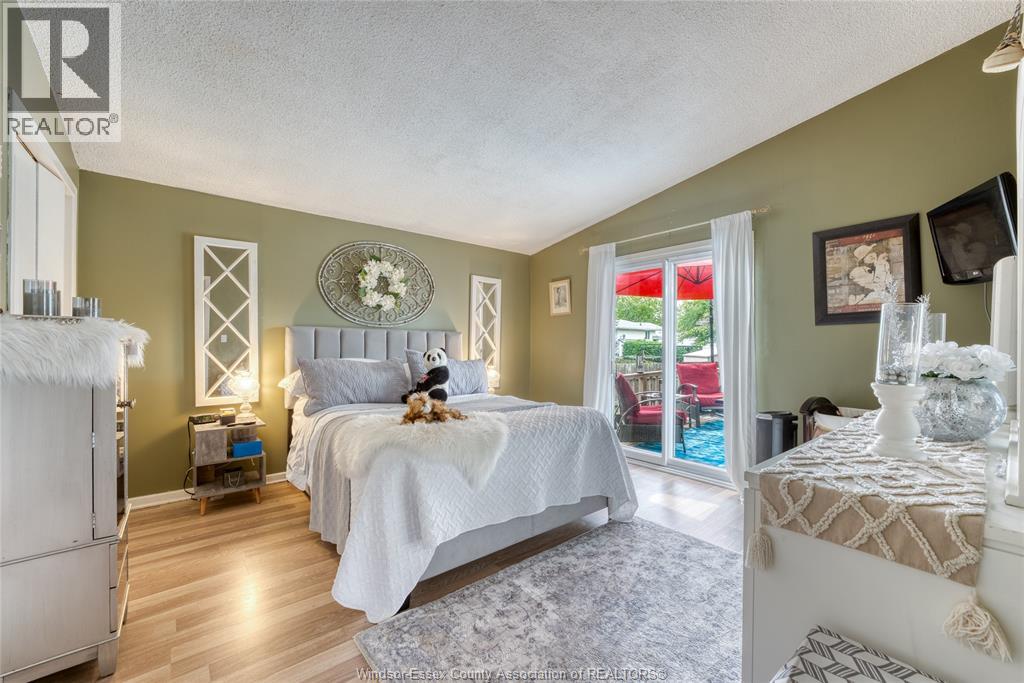 9435 RIDGE ROAD - 22
