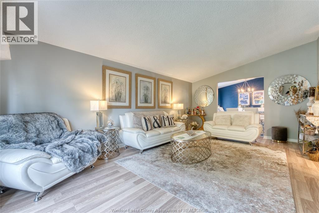 9435 RIDGE ROAD - 3