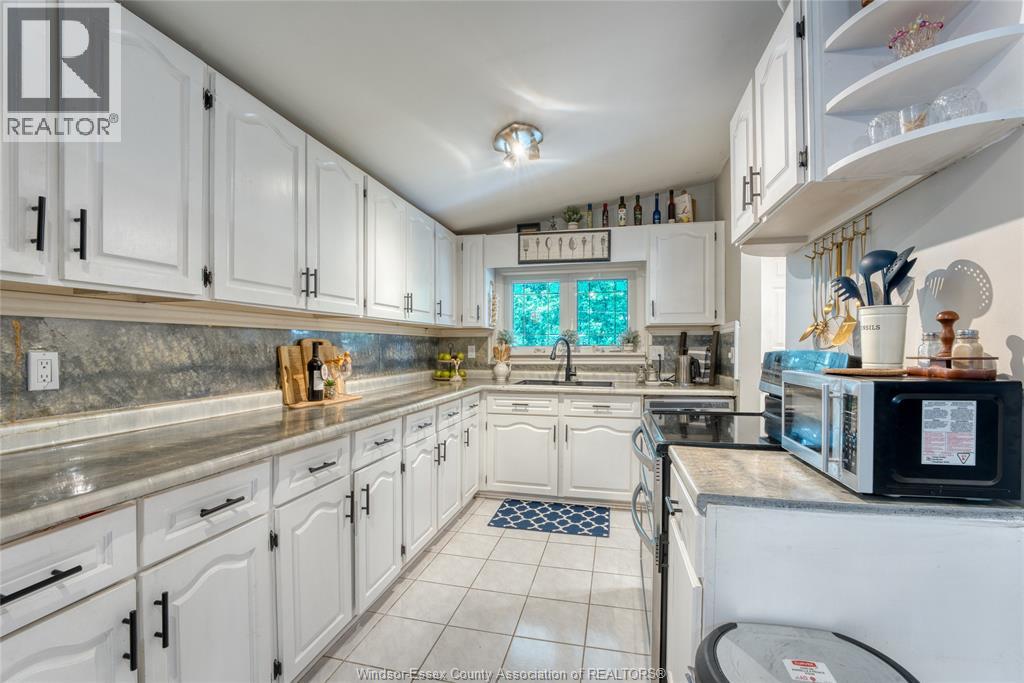 9435 RIDGE ROAD - 8