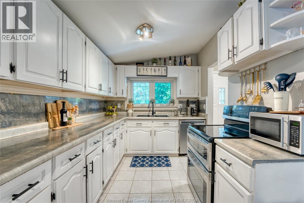 9435 RIDGE ROAD - 9