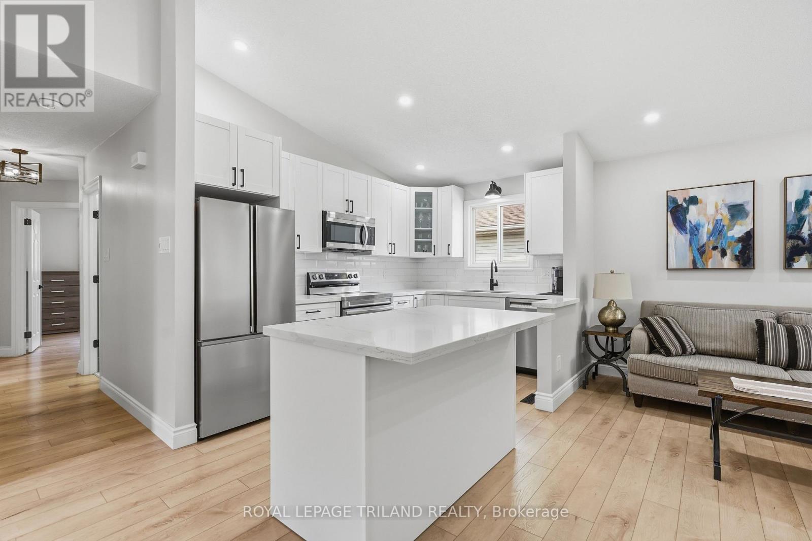 74 KENNEDY PLACE - Image 8