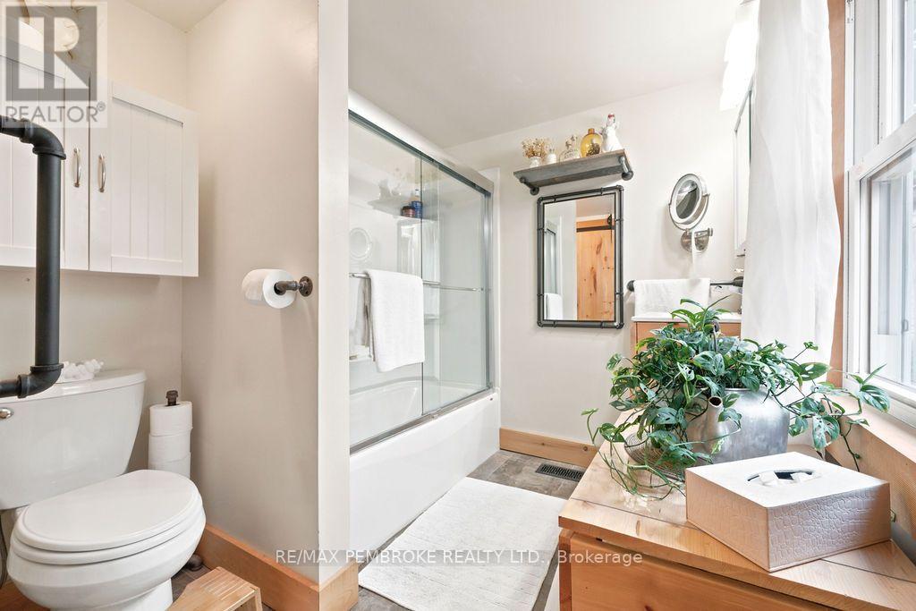 890 LEA STREET - 22