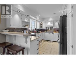 271 Dogberry Hill Road thumbnail 12