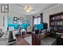271 Dogberry Hill Road thumbnail 19