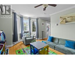 271 Dogberry Hill Road thumbnail 8