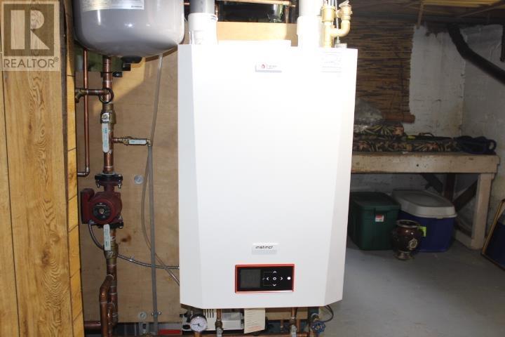 310 Algoma ST N - 32