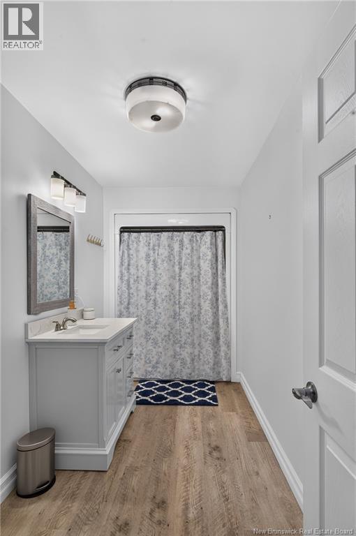 1625 des Pionniers Avenue - Image 13
