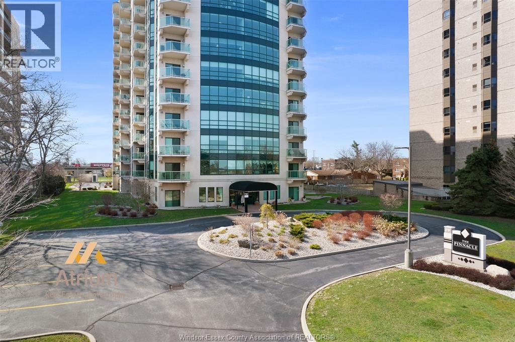 #203 4789 RIVERSIDE DRIVE East - 42