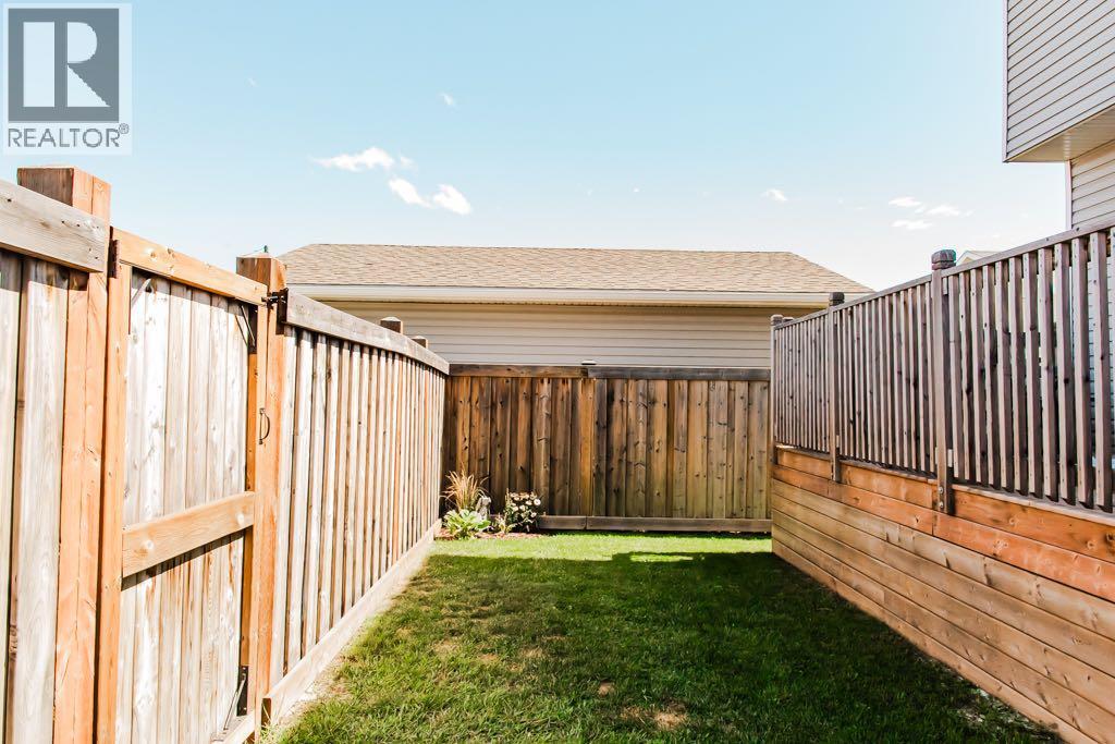 8852 96 Avenue - Image 44