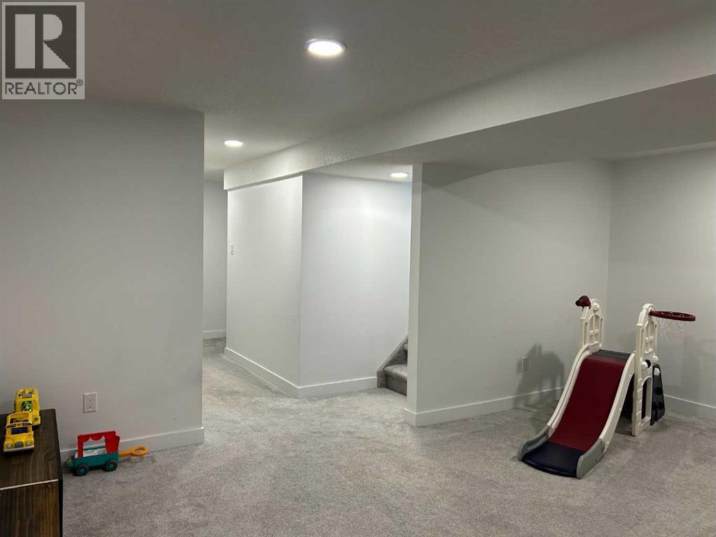 949 3 Avenue N - Image 25