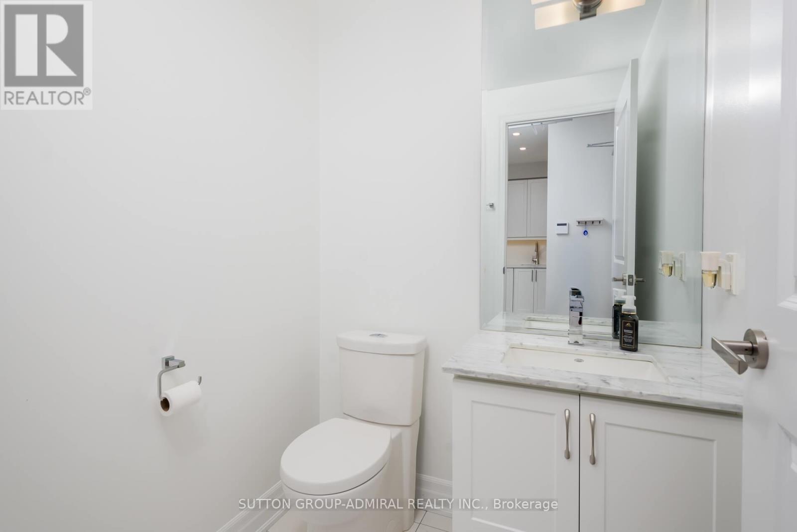 #622 9085 JANE STREET - 16