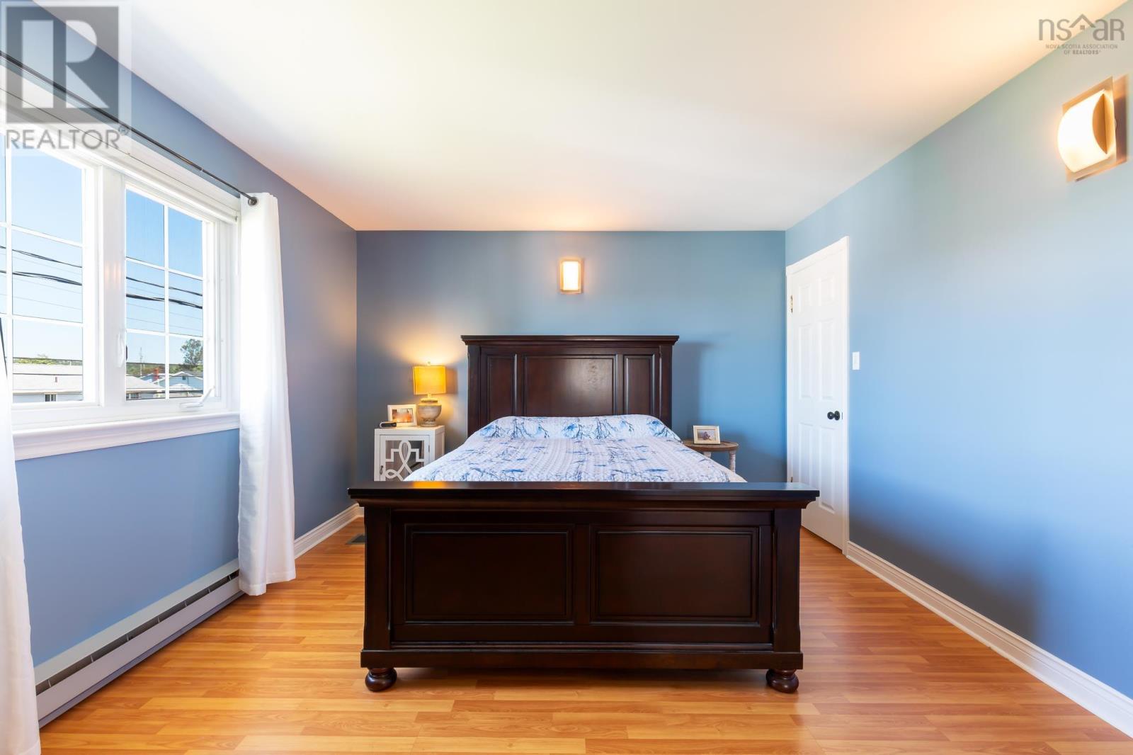 12 Waye Court - 26