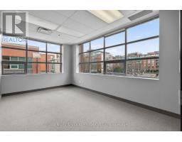203 - 125 Lakeshore Road E, Mississauga, ON L5G1E5 Photo 11