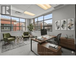 203 - 125 Lakeshore Road E, Mississauga, ON L5G1E5 Photo 12